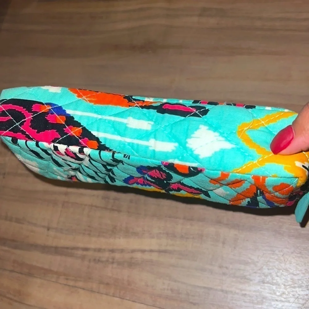 Vera Bradley Pouch​​​​​​​​​​